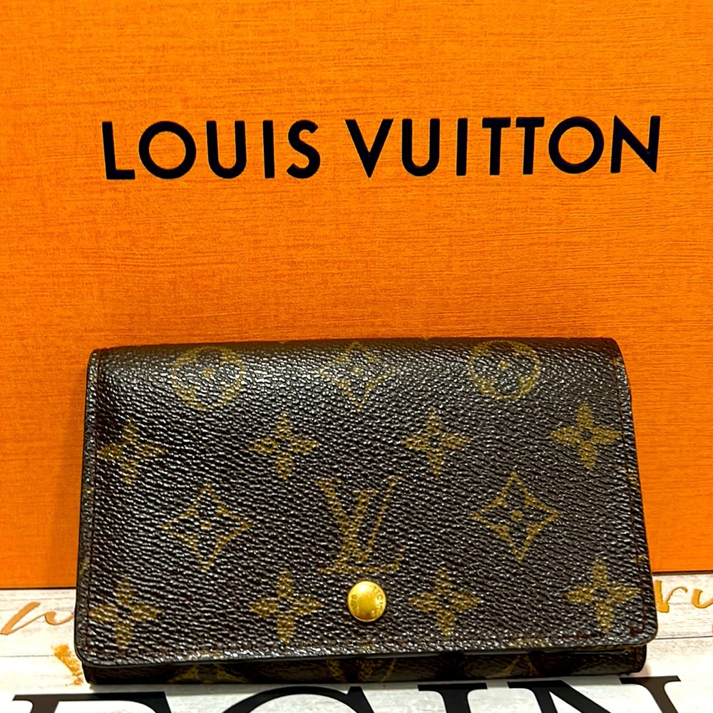 Louis Vuitton 🔥❤️monogram bilfod tresor wallet AUTHENTIC